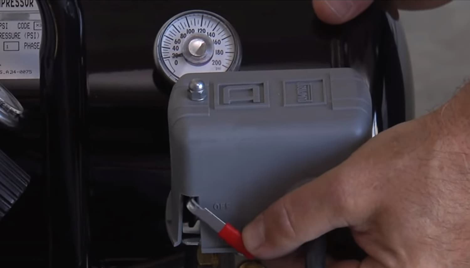 Move the lever on the pressure switch box to the "AUTO ON" position. This will allow the air compressor to start building up pressure in the air tanks until the correct pressure is achieved.