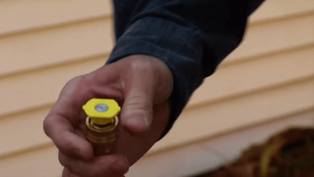 Replace the detergent nozzle with a high-pressure nozzle.